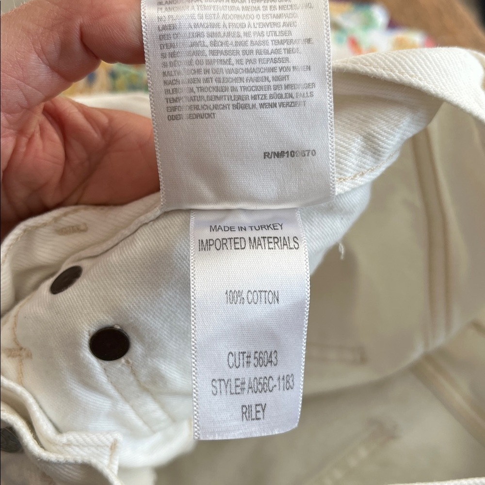 Agolde Riley White Distressed High Rise Straight Cropped Jeans 28 NWT - Picture 6 of 6